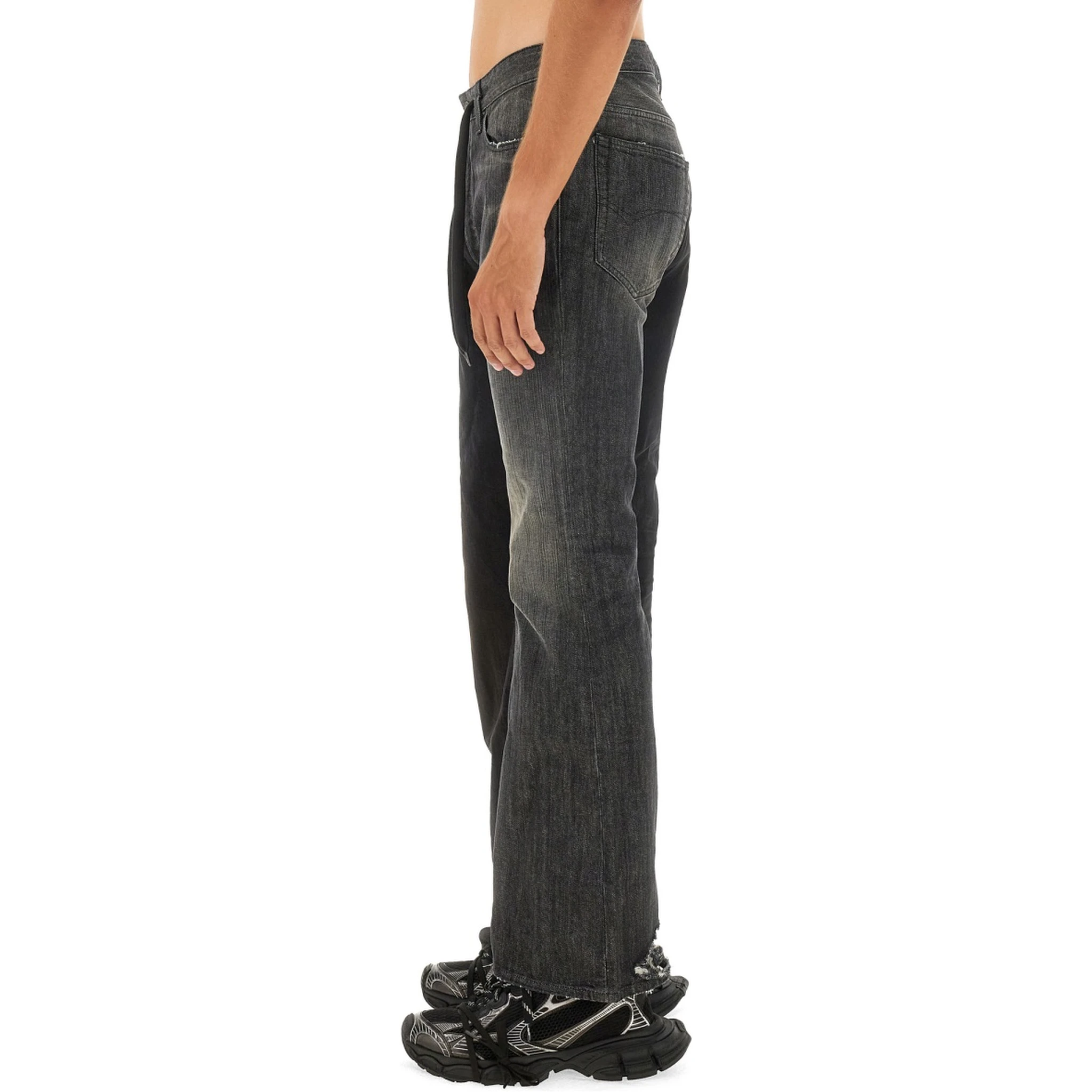 FIFTY-FIFTY JEANS