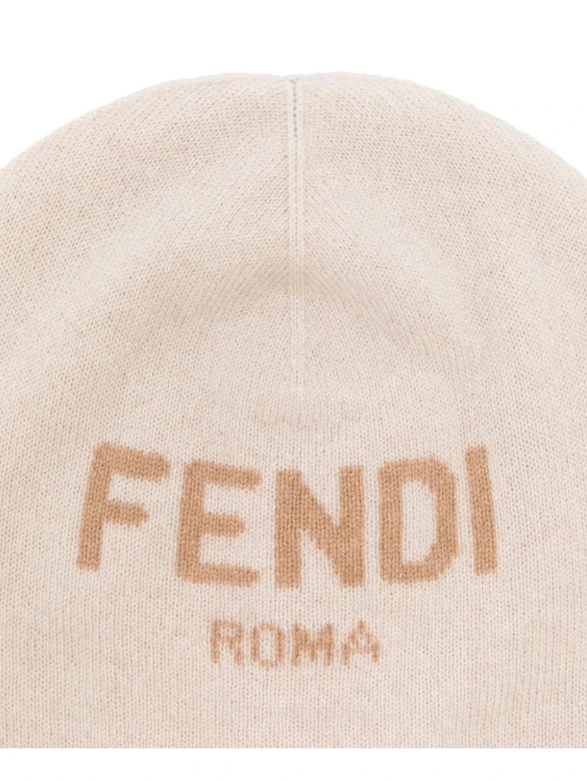 beanie fendi rome
