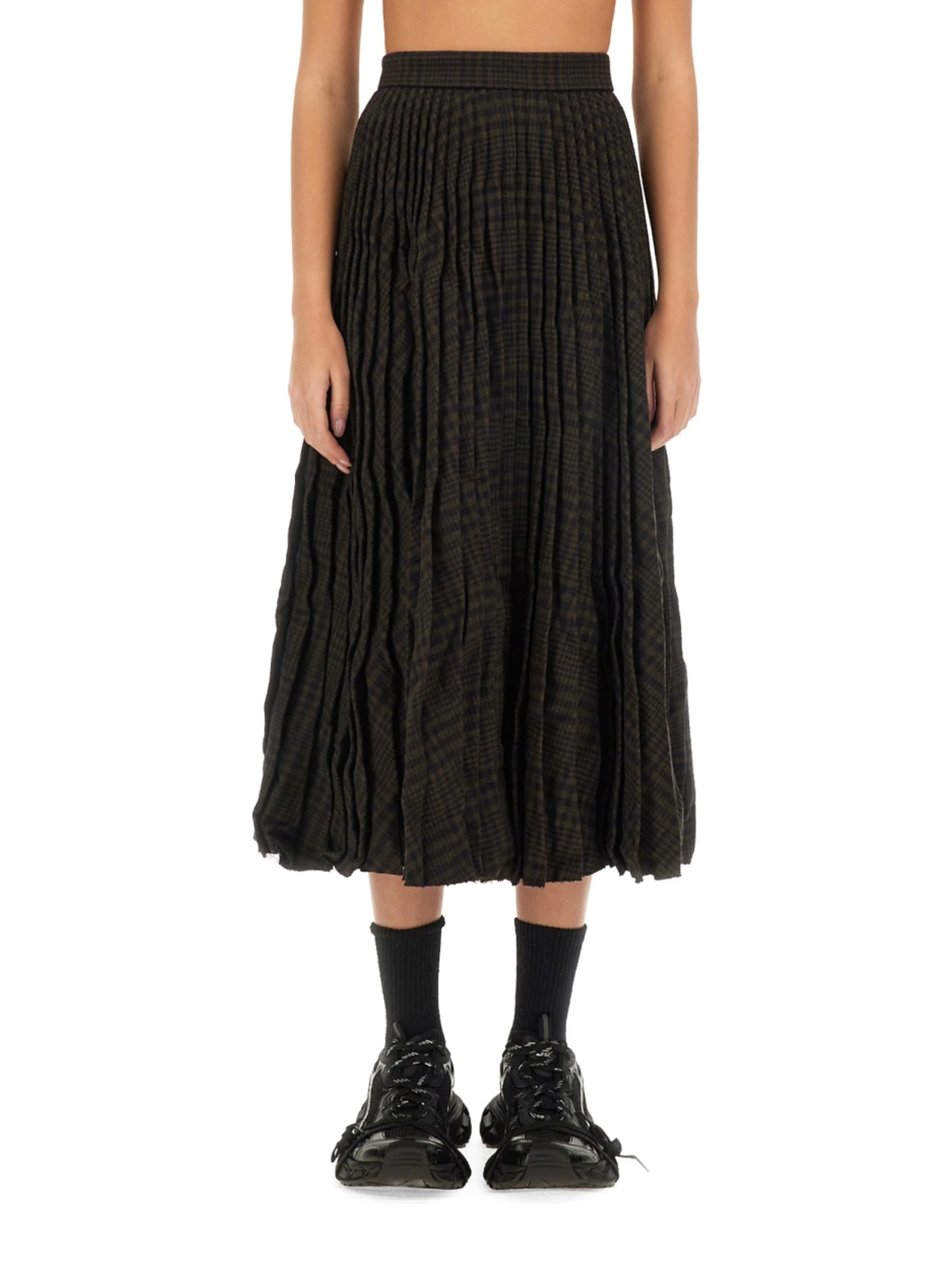 PLEATED SKIRT.