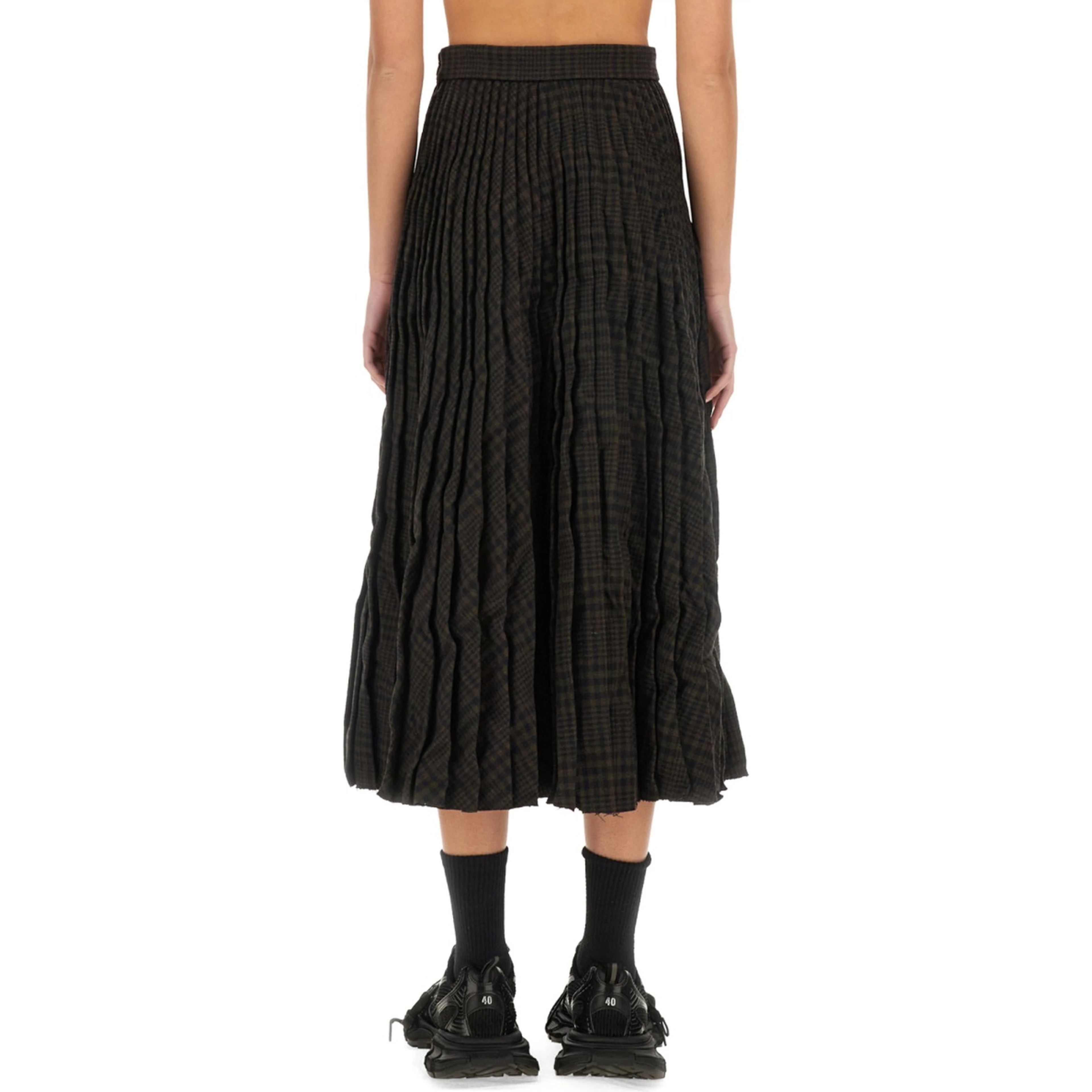 PLEATED SKIRT.