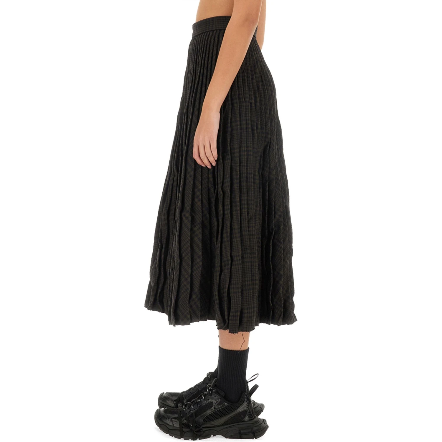 PLEATED SKIRT.