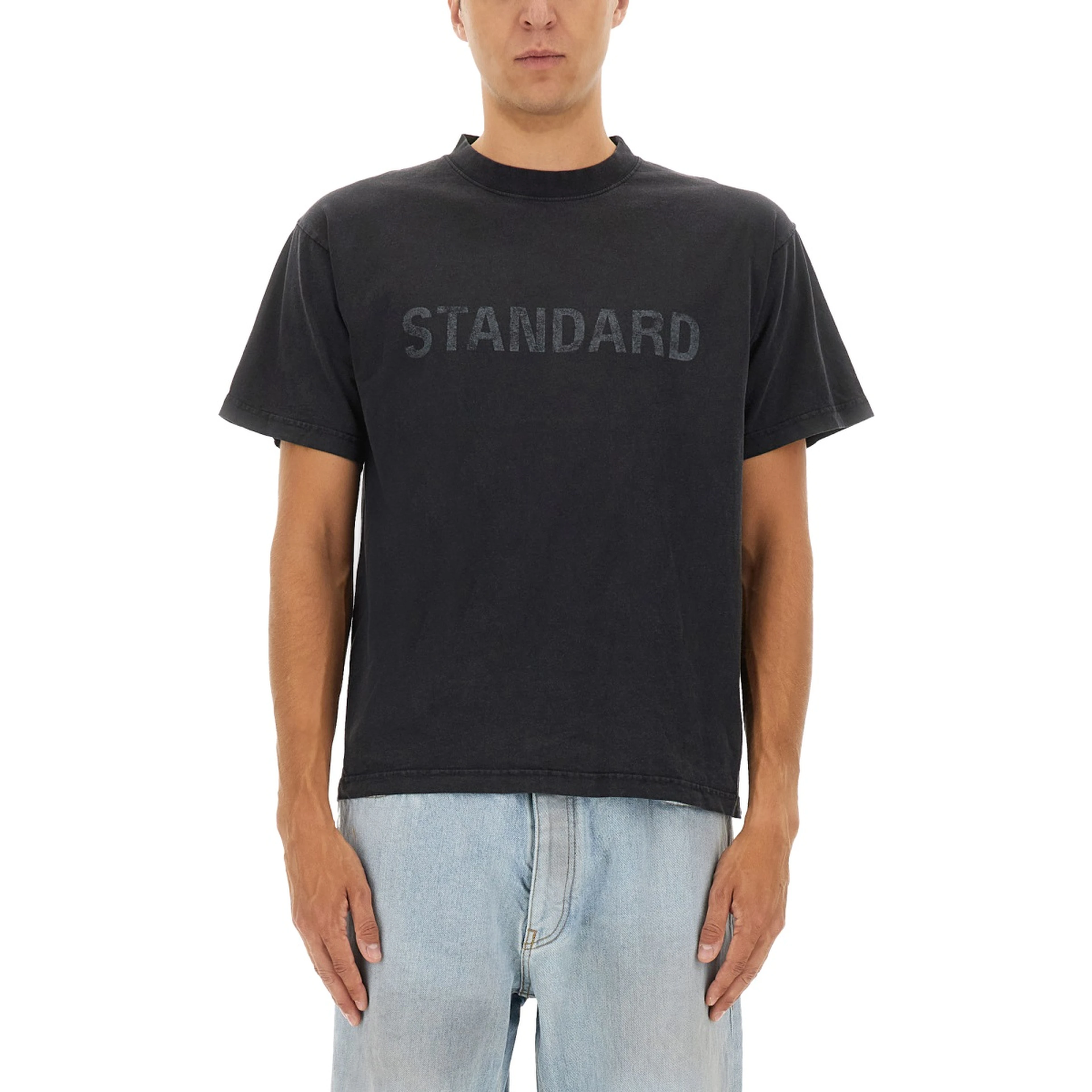 STANDARD T-SHIRT