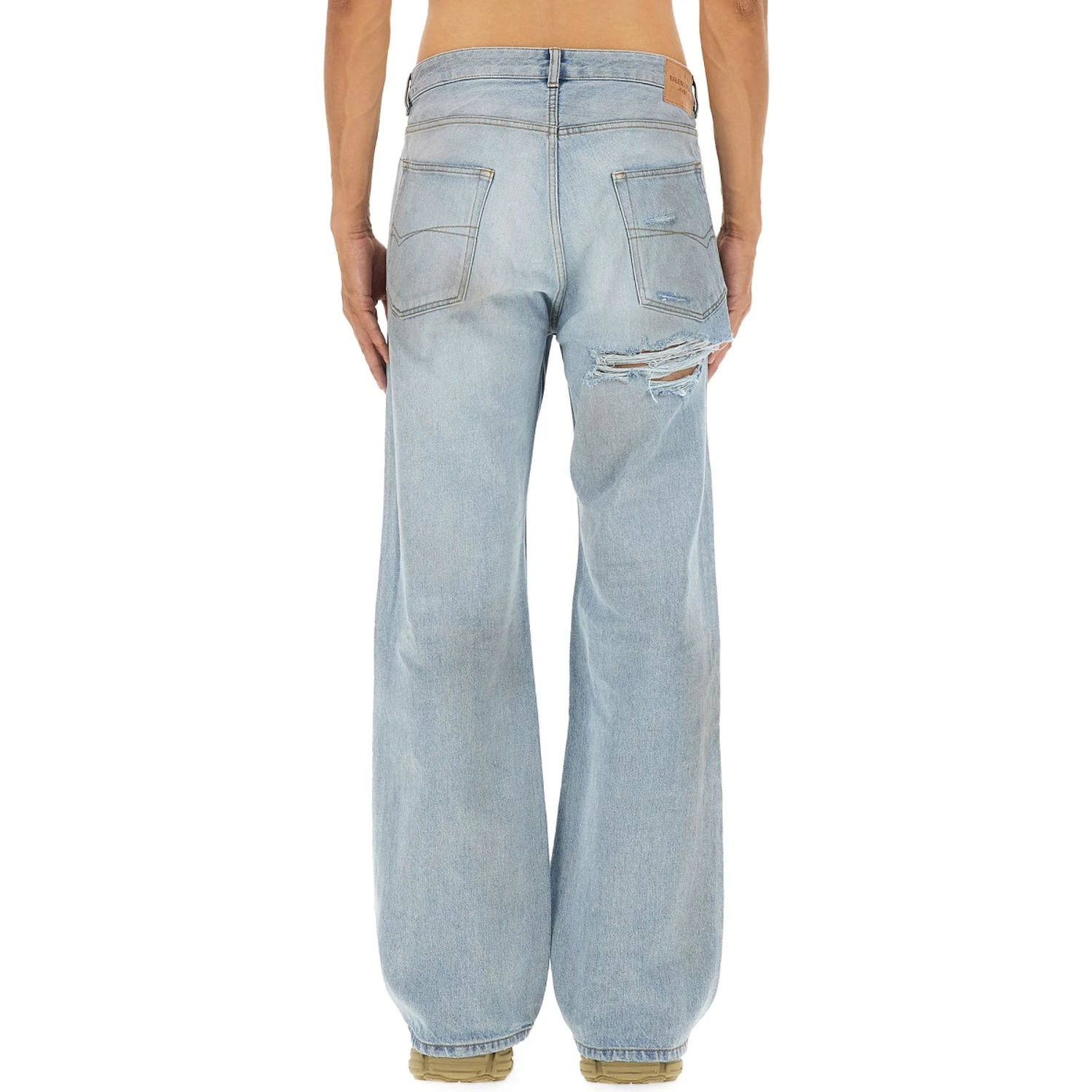 DECONSTRUCTED JEANS