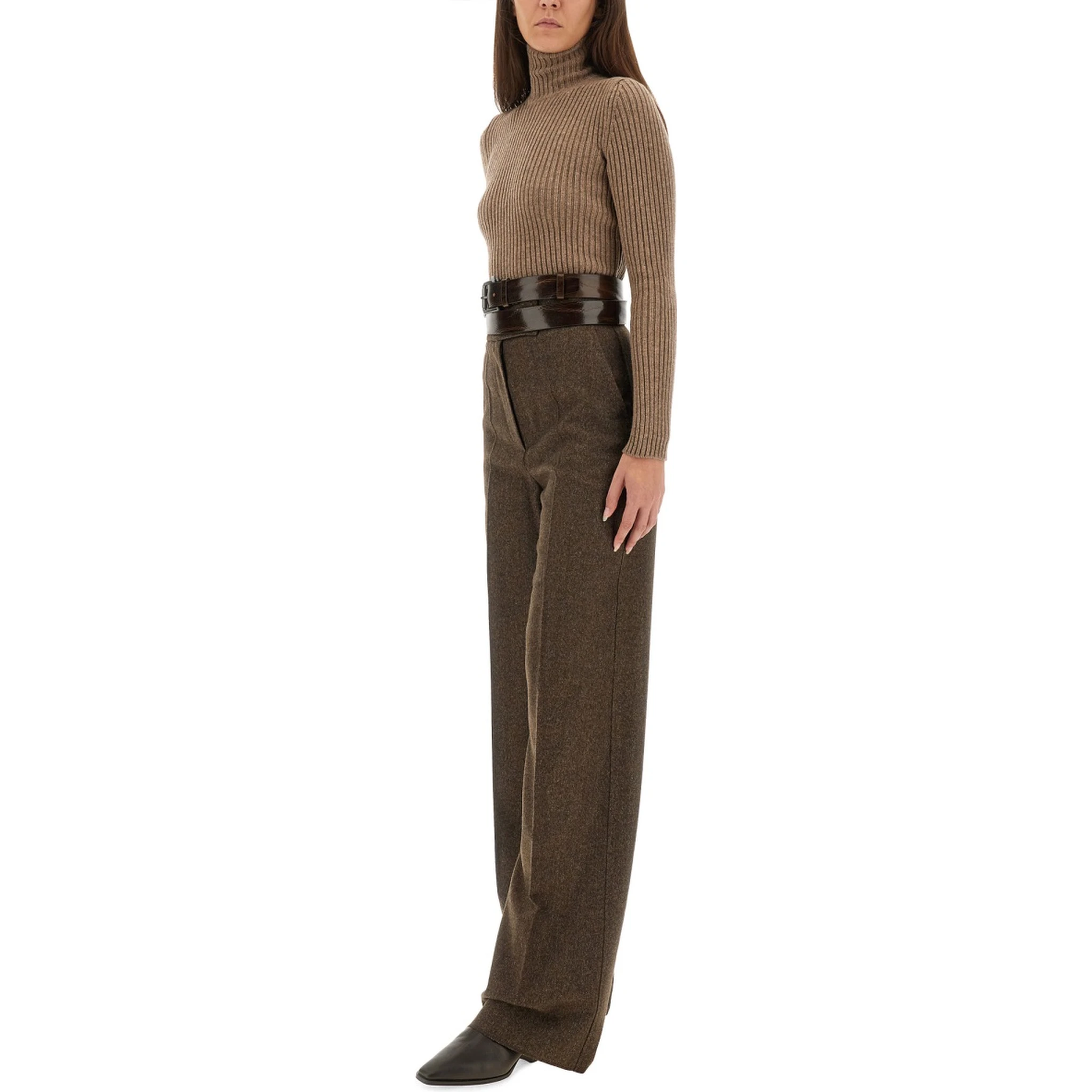 RIBBED TURTLENECK SWEATER