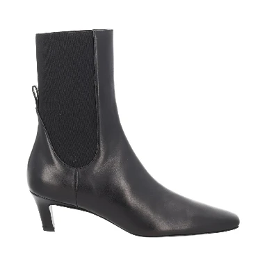 HEELED BOOT
