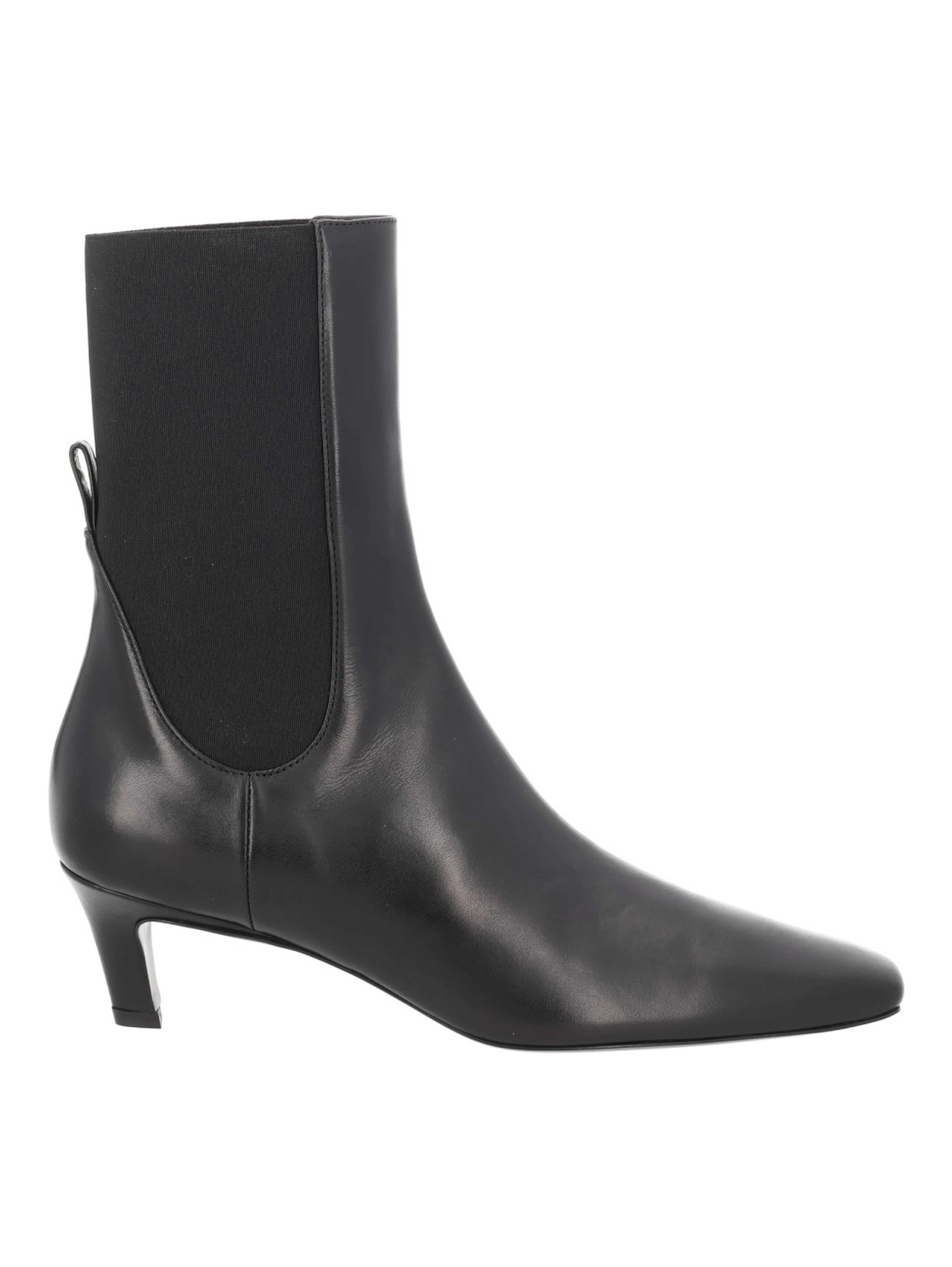 HEELED BOOT