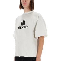 T-SHIRT WITH LOGO
