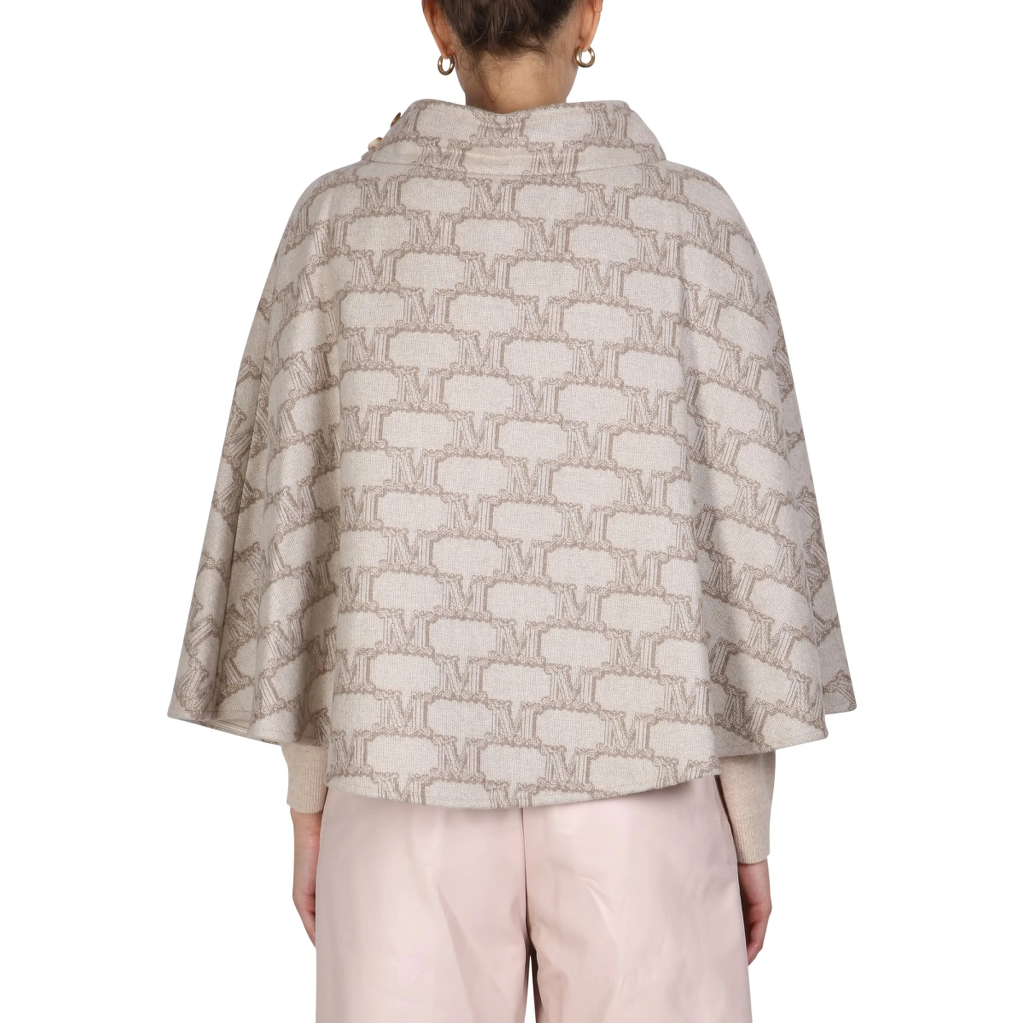 CAPE "DORINA"