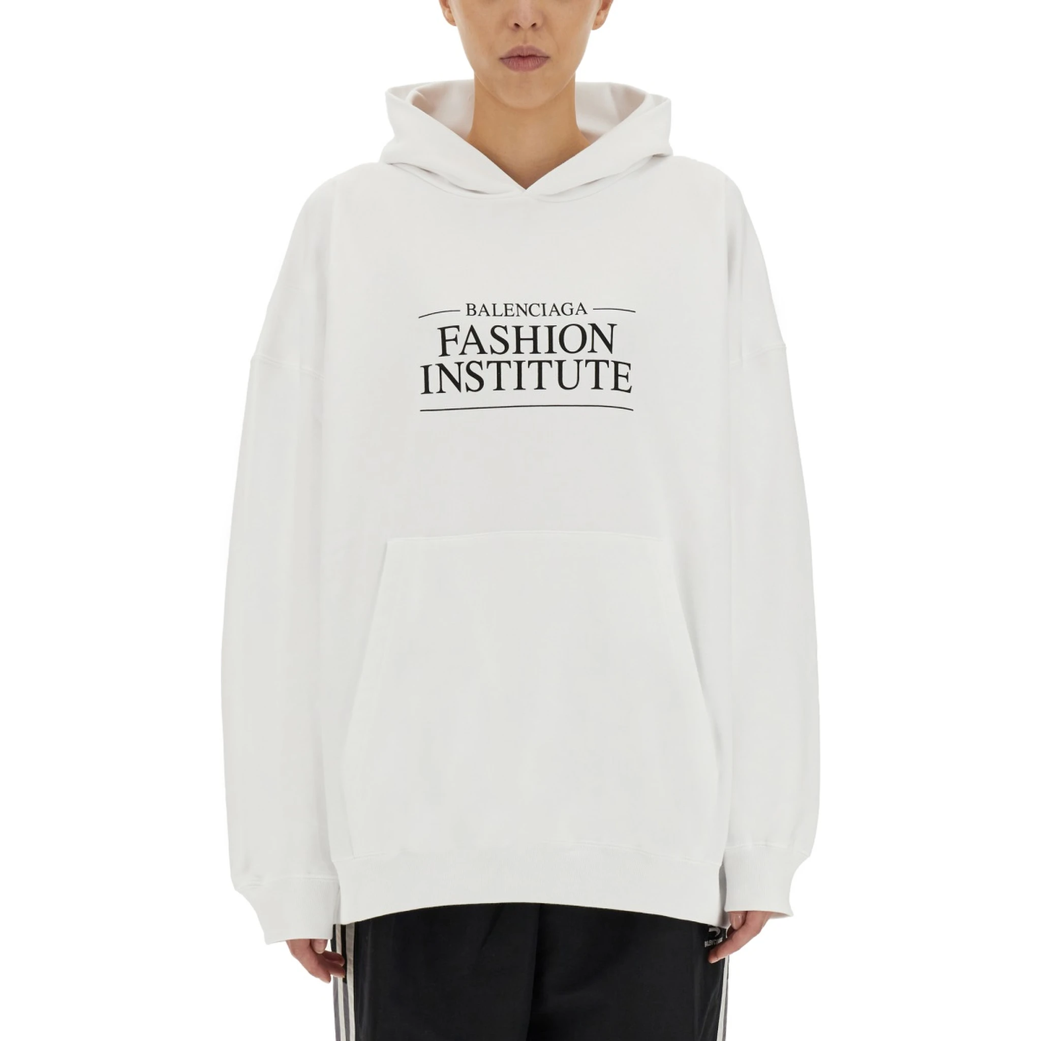FASHION INSTITUTE LARGE FIT SWEATSHIRT