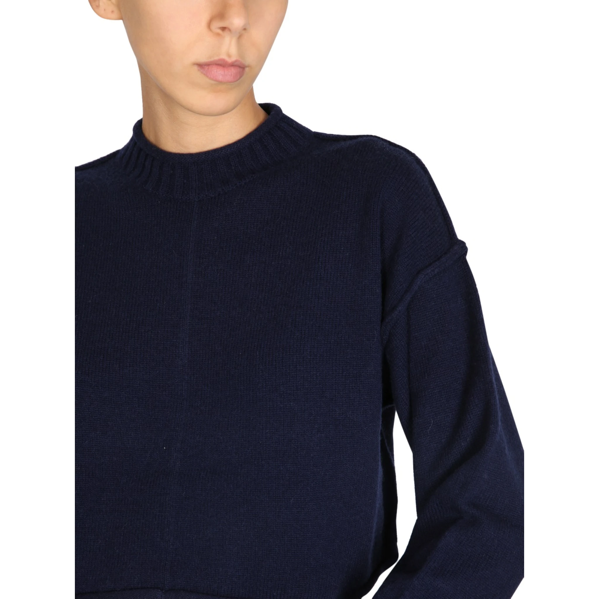 WOOL AND CASHMERE CREW NECK SWEATER