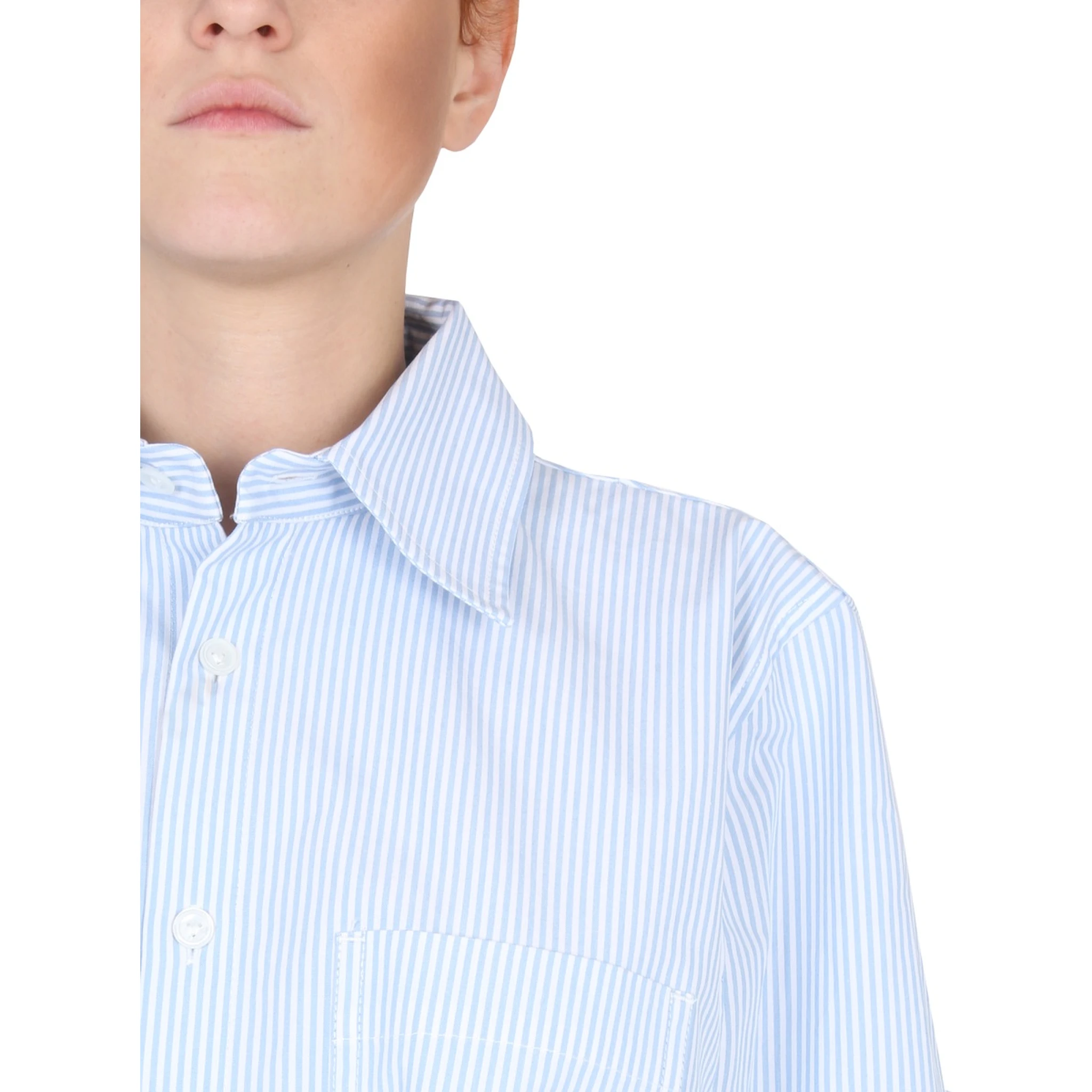 SHIRT WITH CURVED BACK