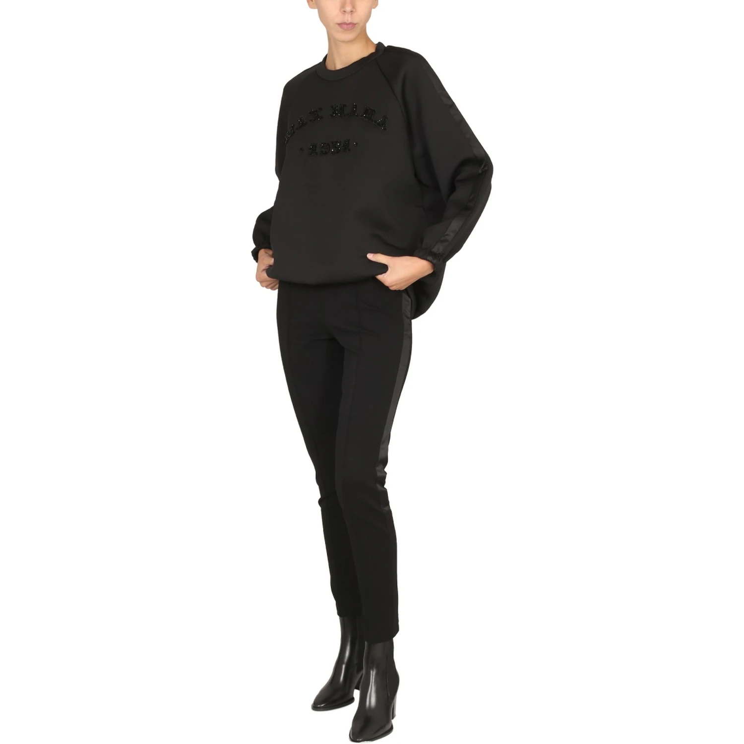 "BRATTO" SWEATSHIRT
