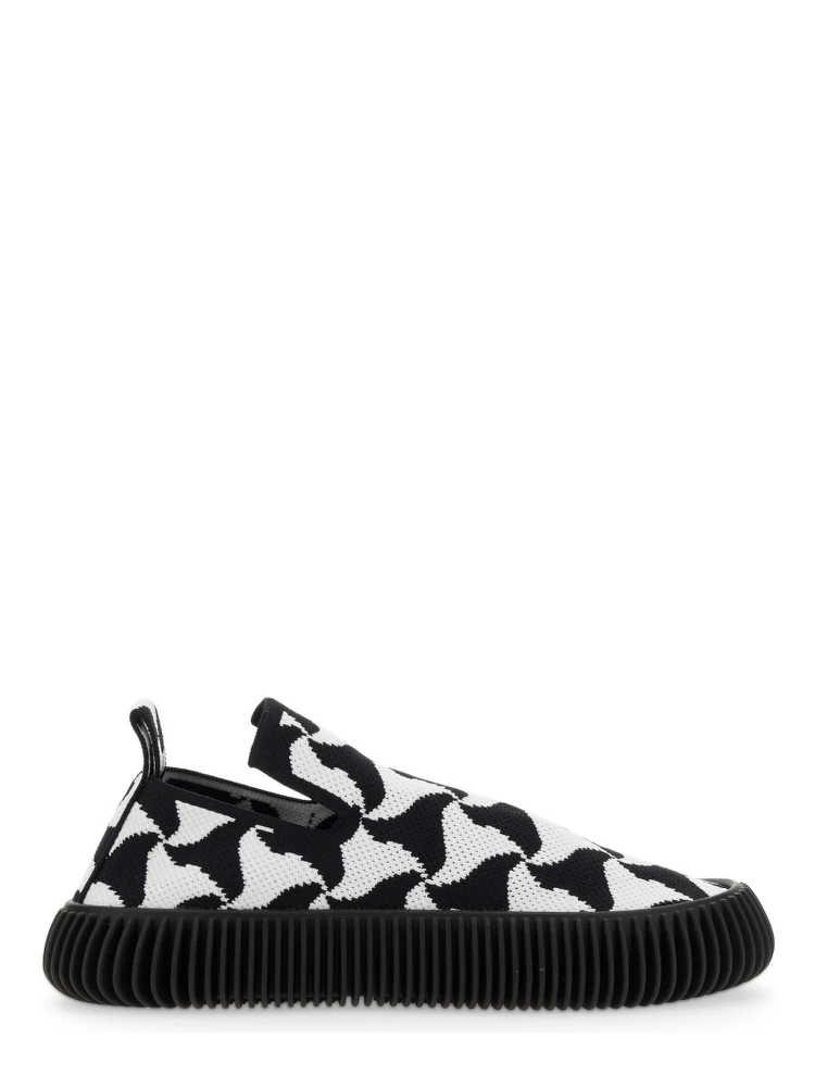 KNIT SLIP-ON SNEAKER