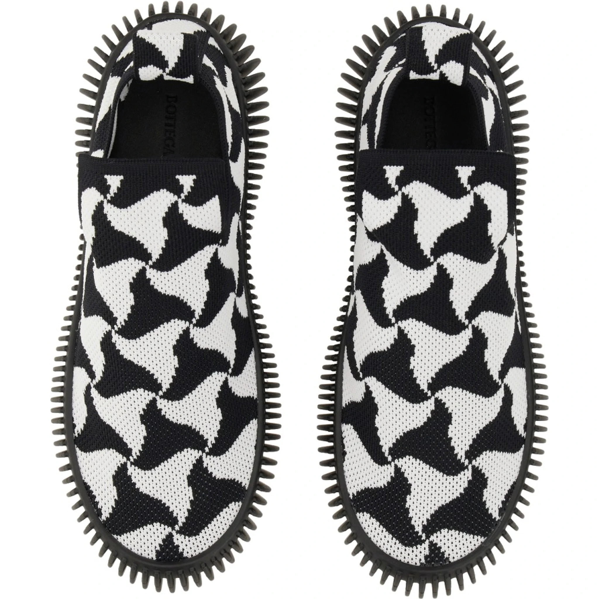 KNIT SLIP-ON SNEAKER