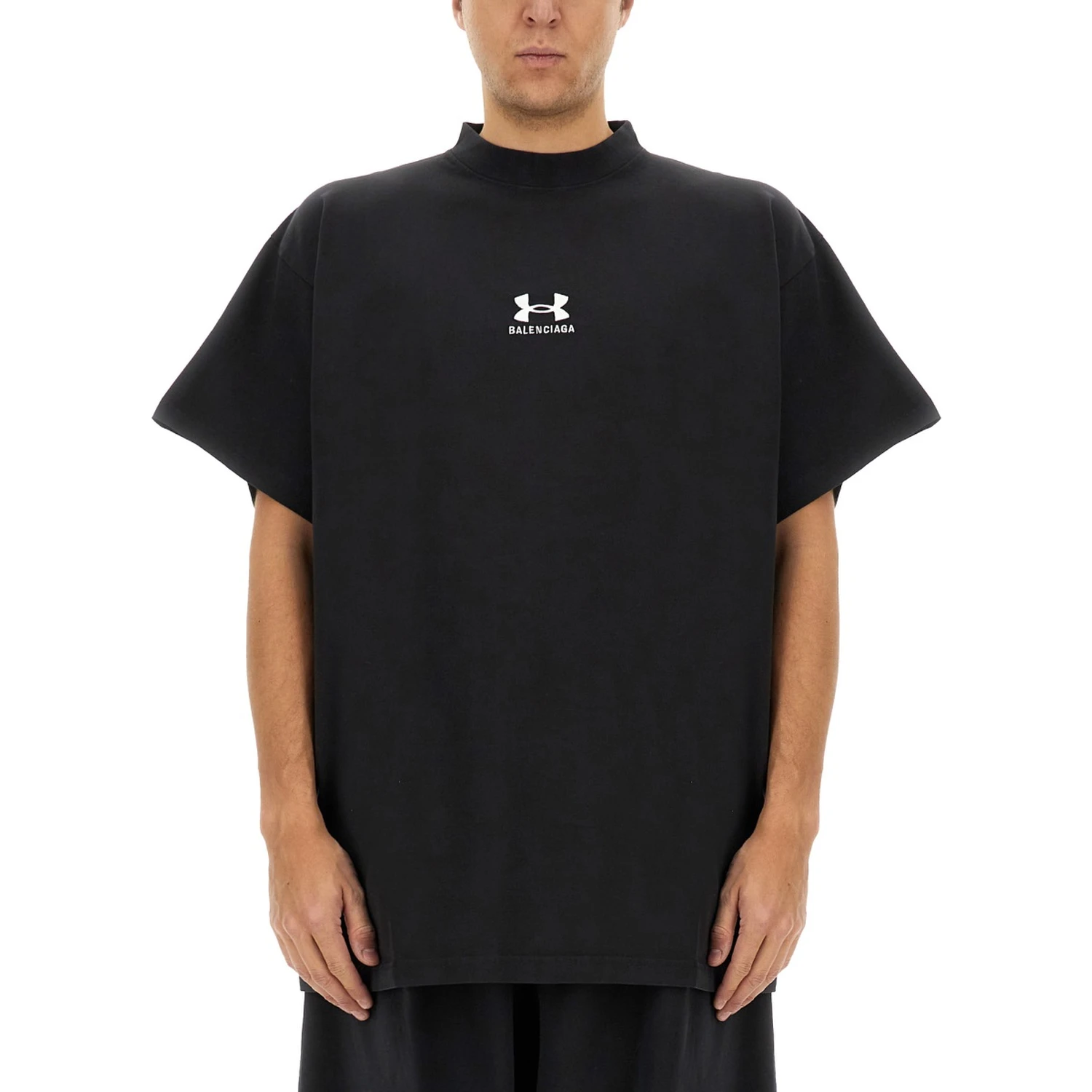 OVERSIZE T-SHIRT