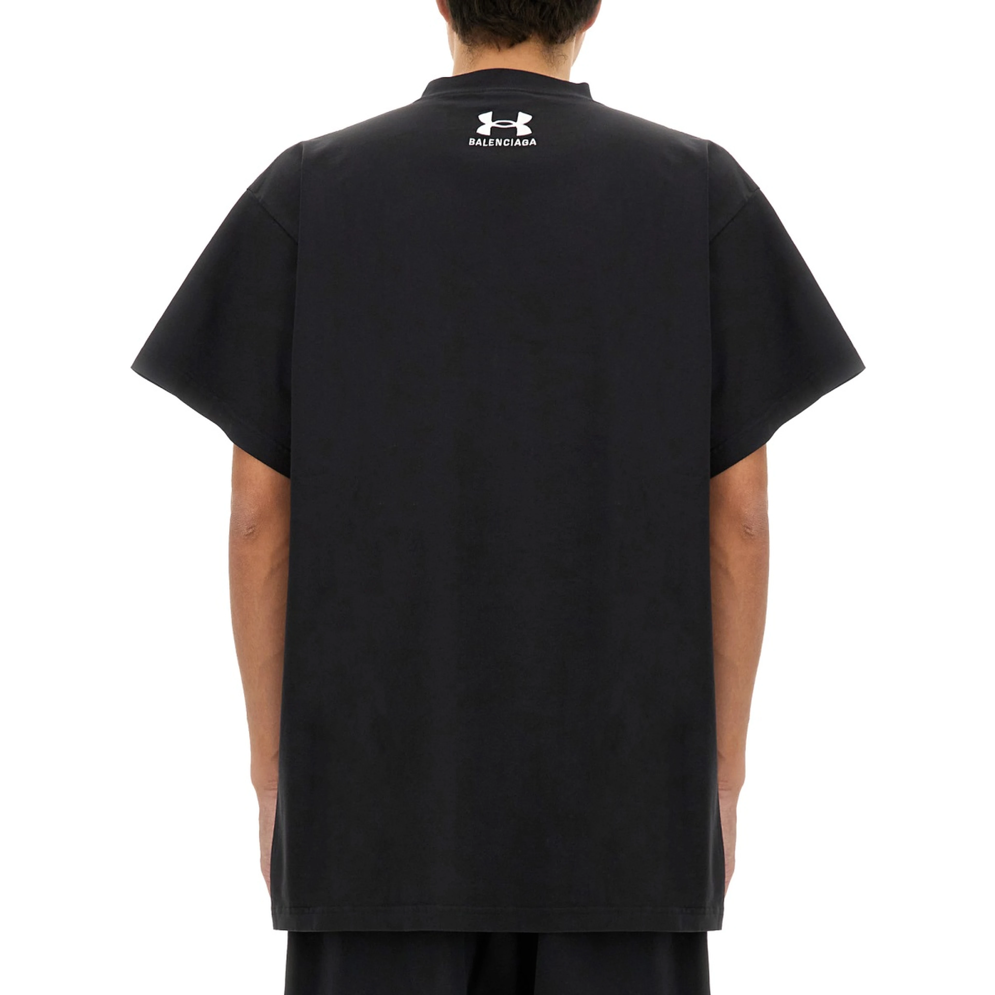 OVERSIZE T-SHIRT