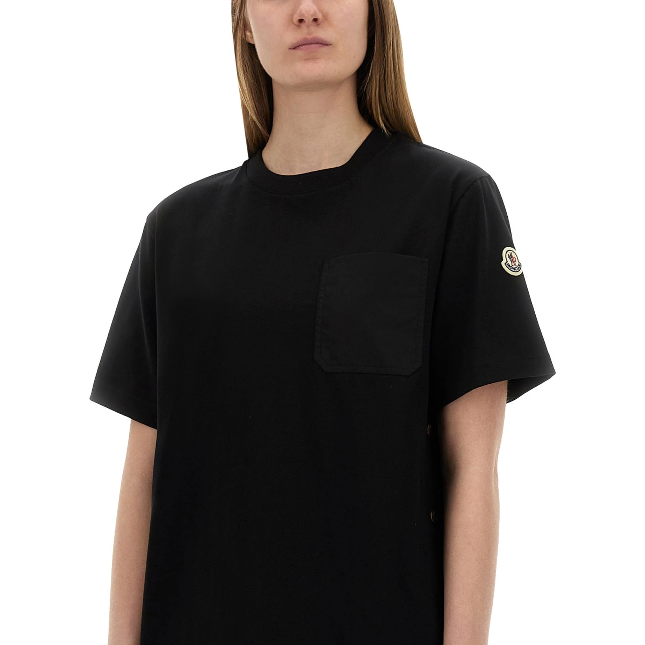 T-SHIRT WITH SIDE BUTTONS
