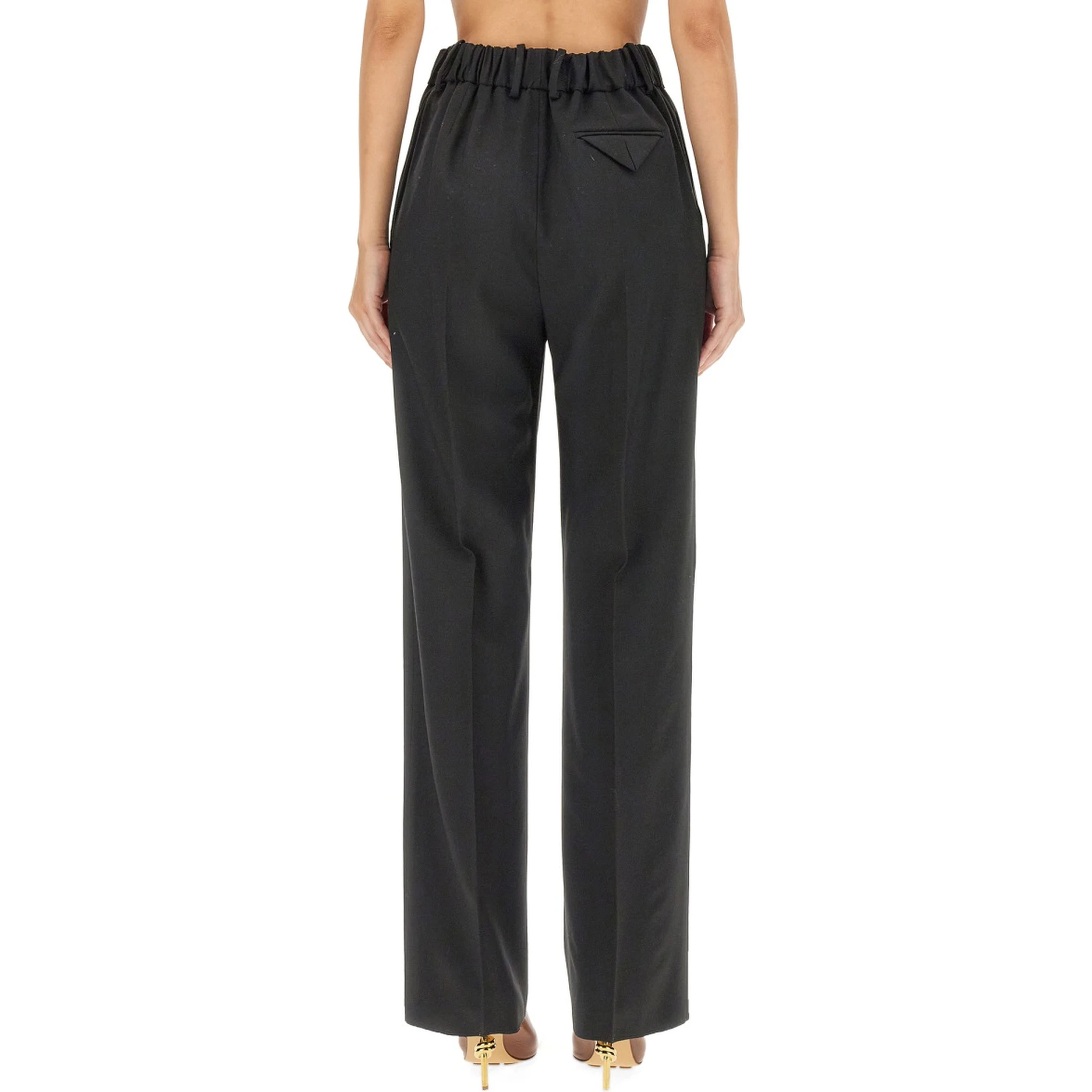 LOOSE-FITTING PANTS