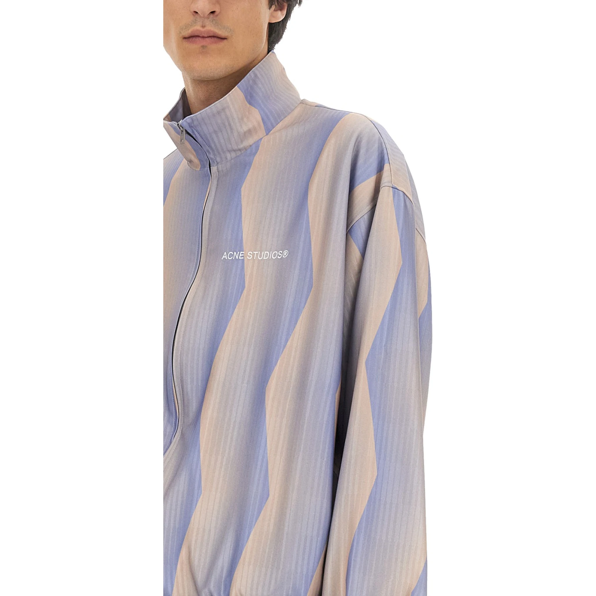JACKET WITH LOGO
