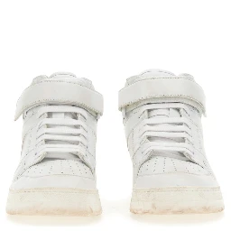 SNEAKERS LAX