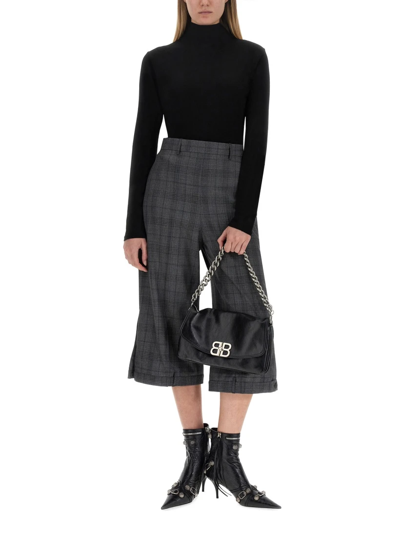 DECONSTRUCTED SHORTS