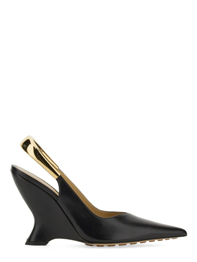 POINTED SLINGBACK PUMPS