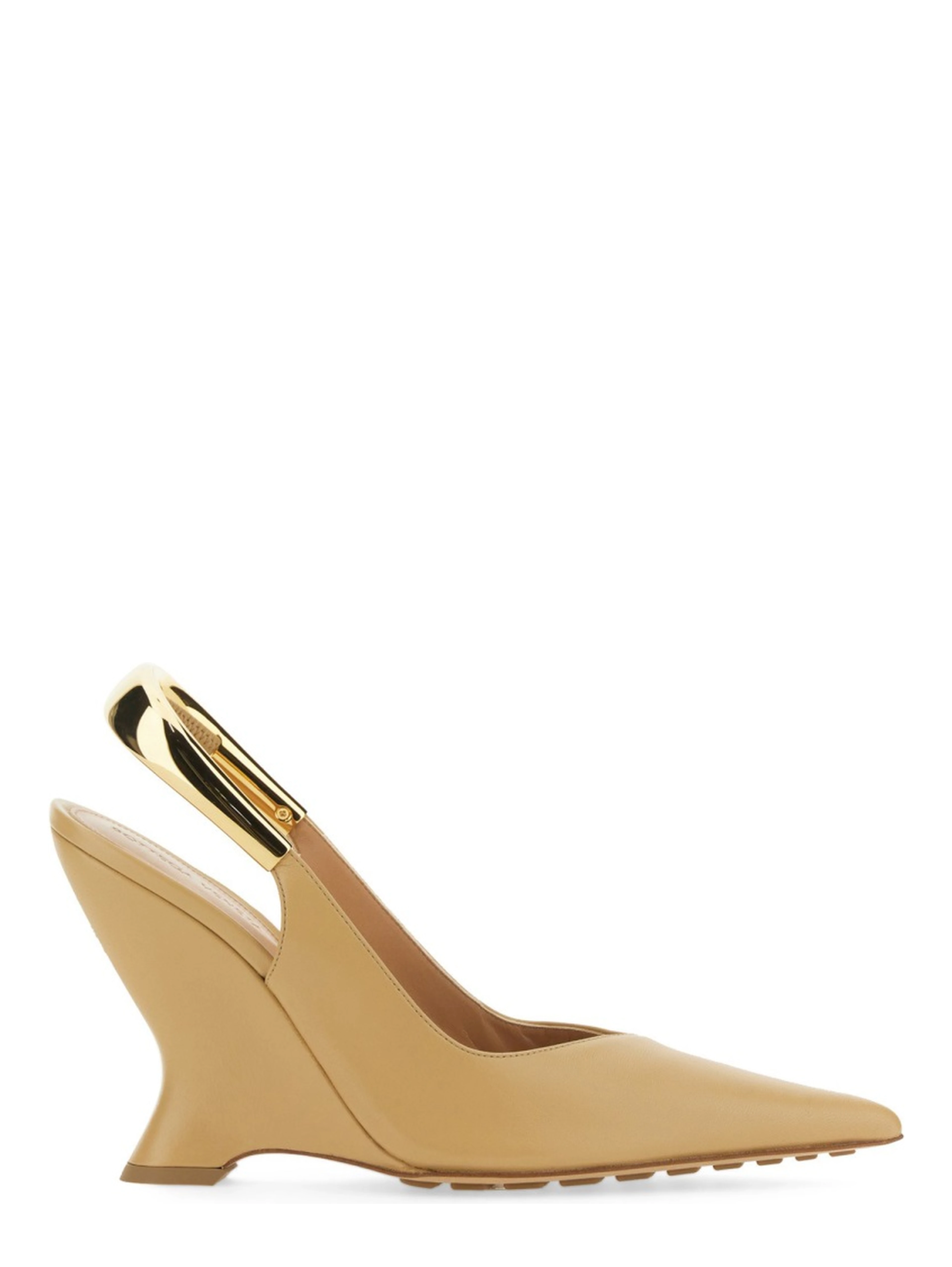 POINTED SLINGBACK PUMPS