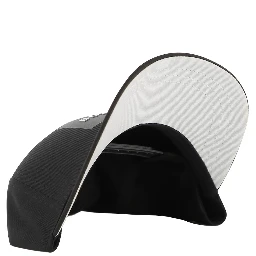 CAPPELLO CON VISIERA CON LOGO