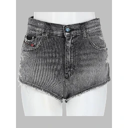 SHORTS IN DENIM CON ORLI SFRANGIATI