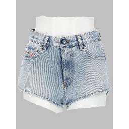 SHORTS IN DENIM CON ORLI SFRANGIATI