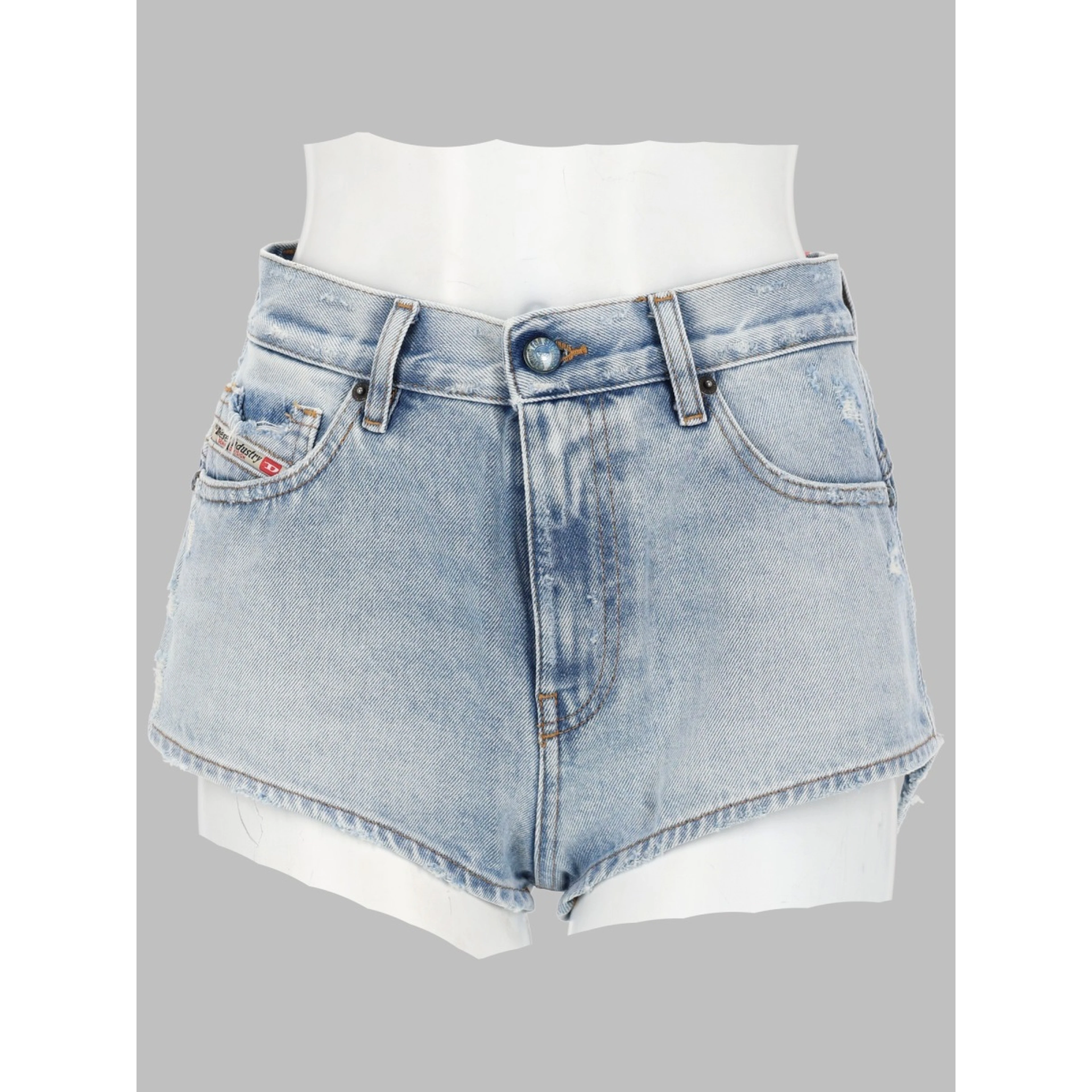 SHORTS IN DENIM CON ORLI SFRANGIATI