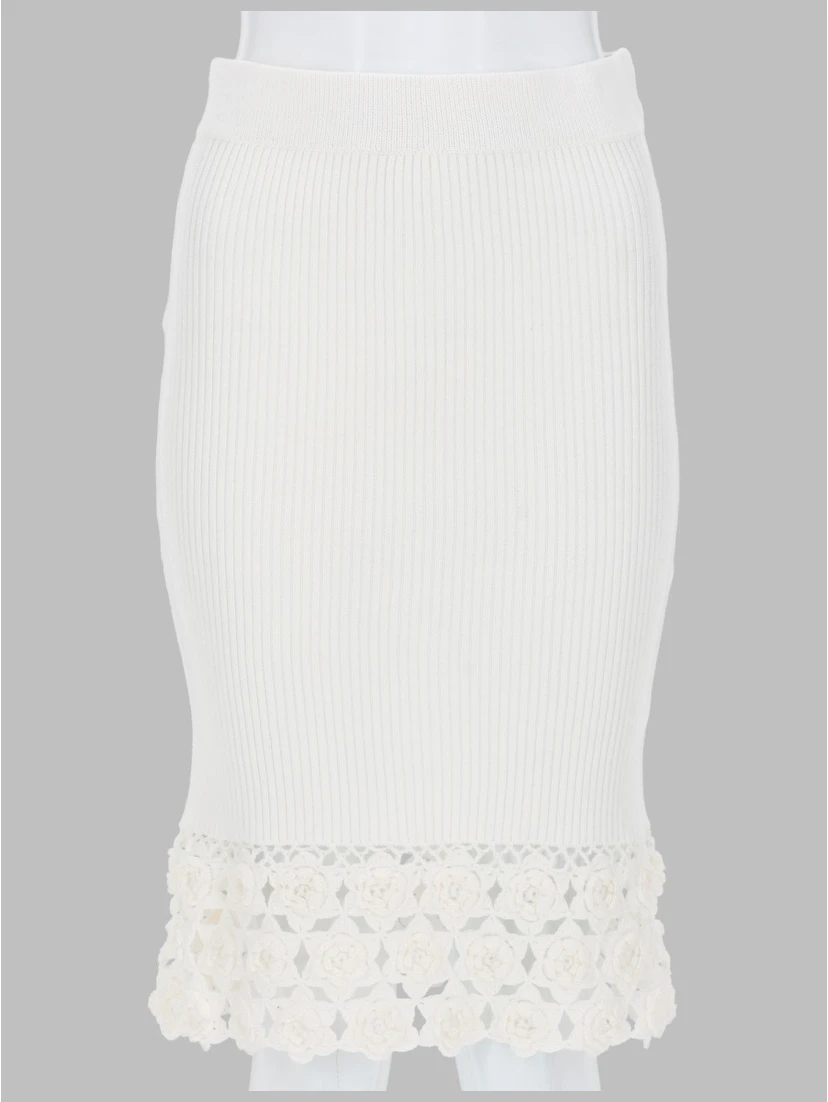 GONNA CON BORDO IN CROCHET