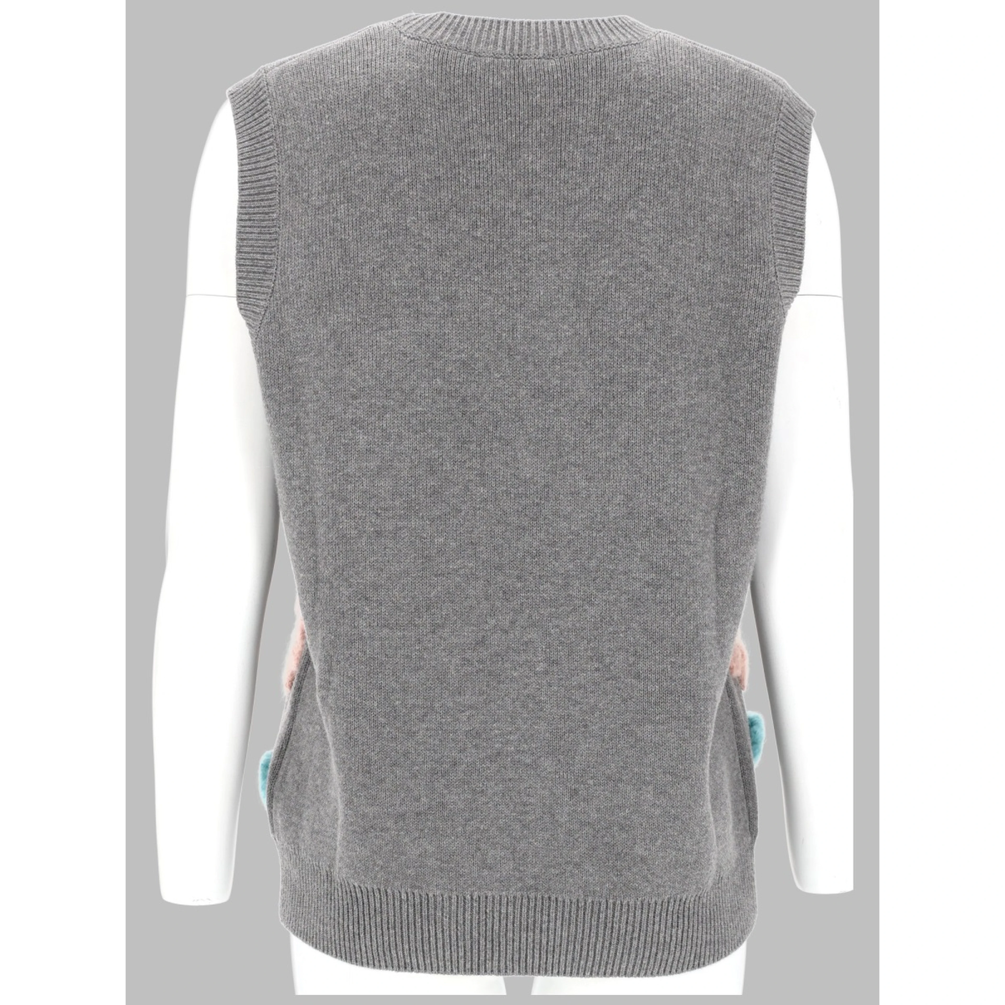 GILET CON APPLICAZIONI FLOREALI