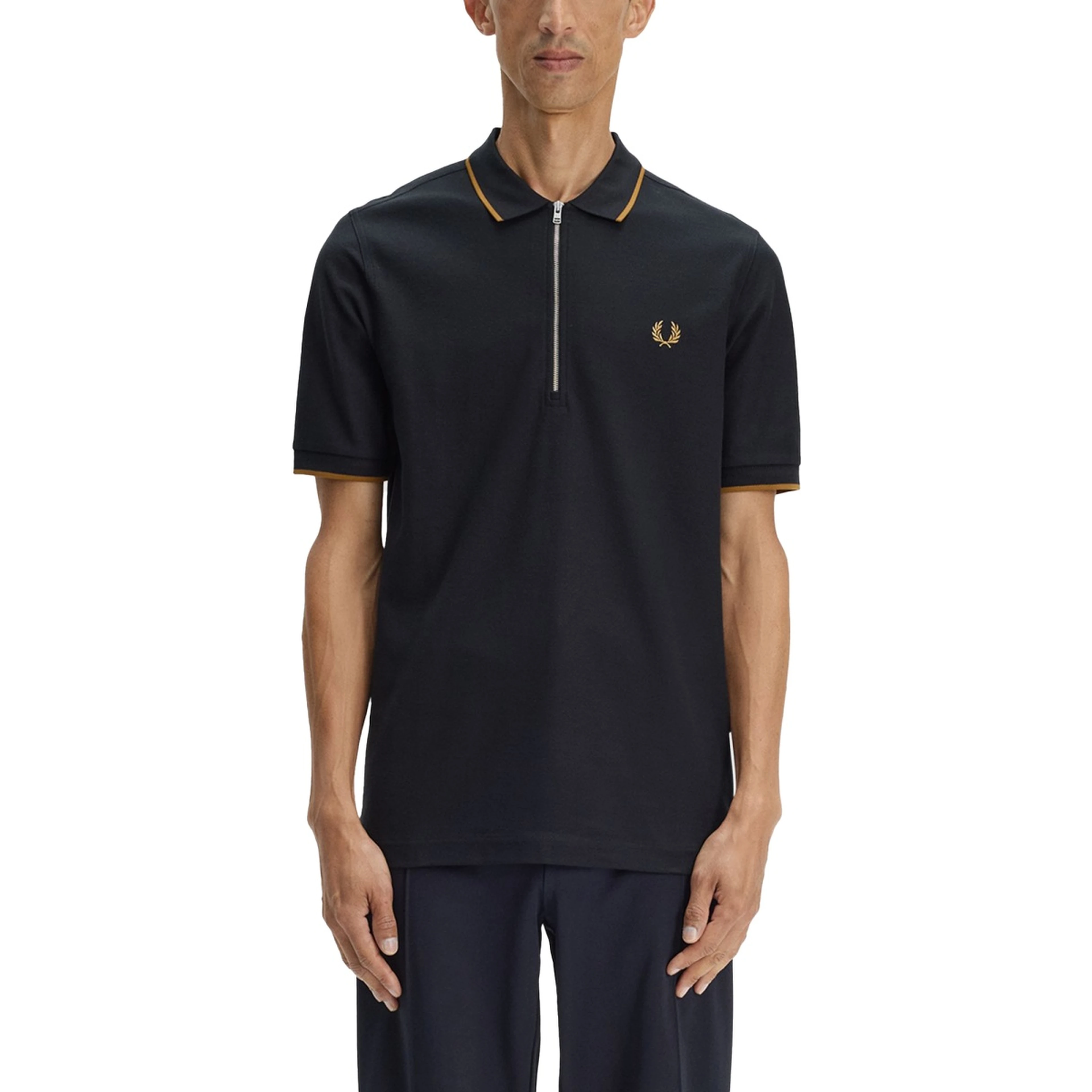POLO CON ZIP E LOGO