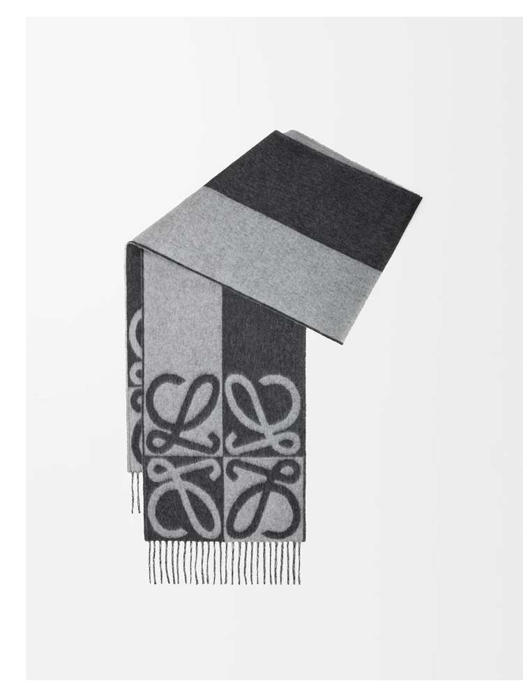LOEWE scarf alternative