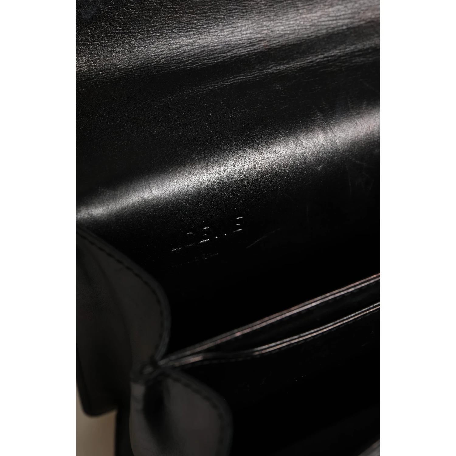 Barcelona Medium Leather Shoulder Bag