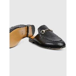 Gucci Flat shoes