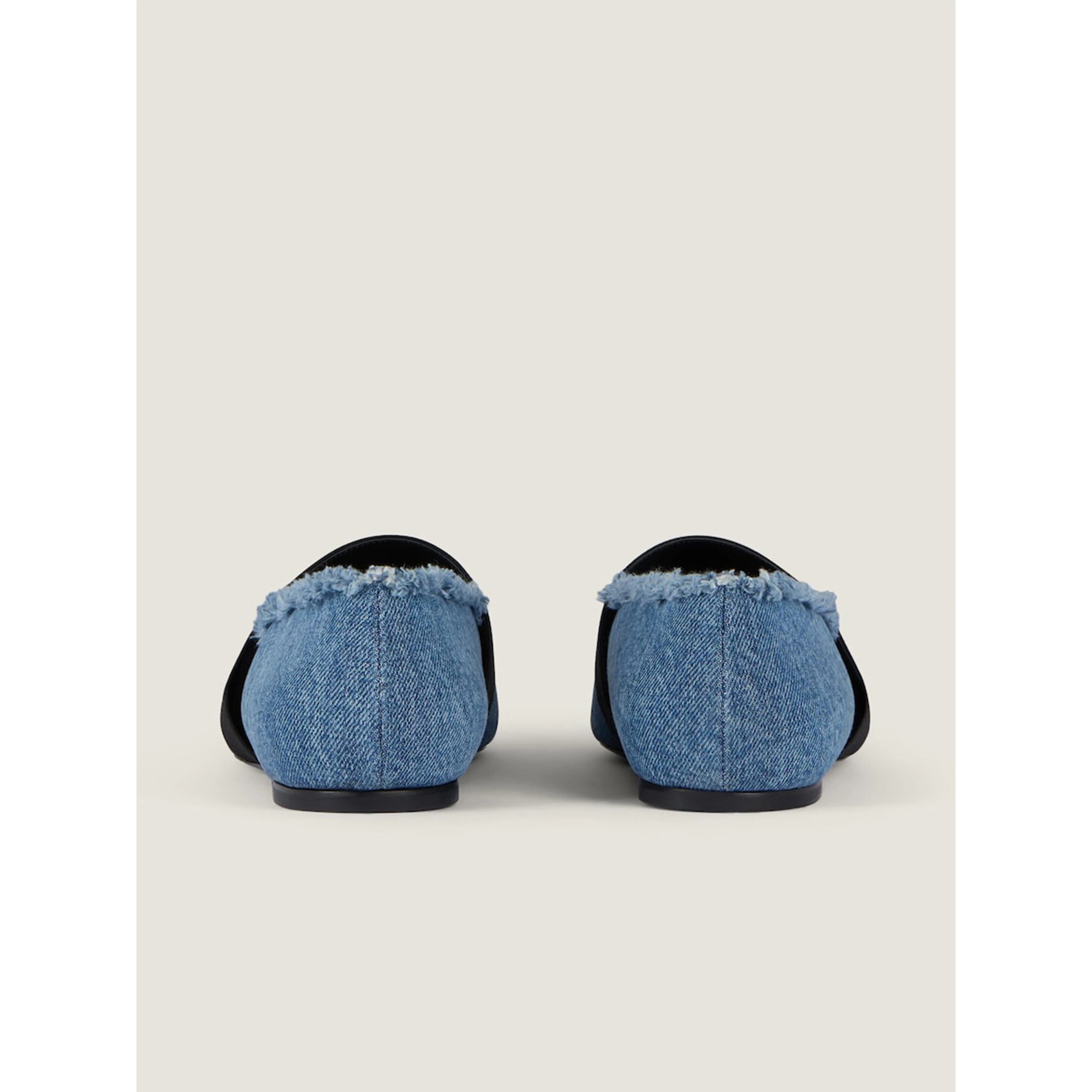Givenchy Flat shoes