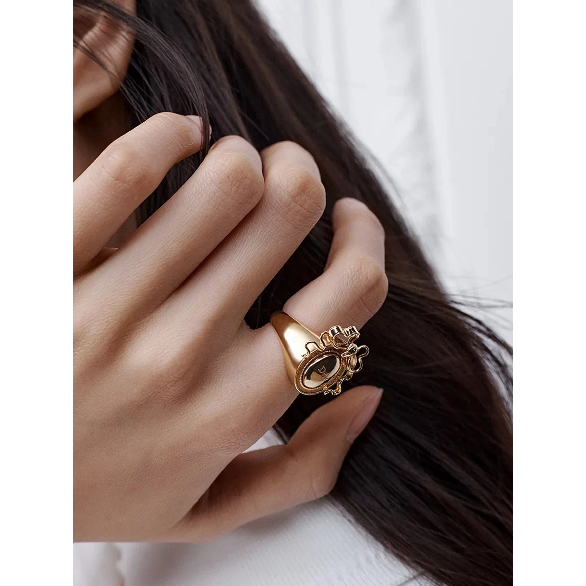 CHRISTIAN DIOR ring