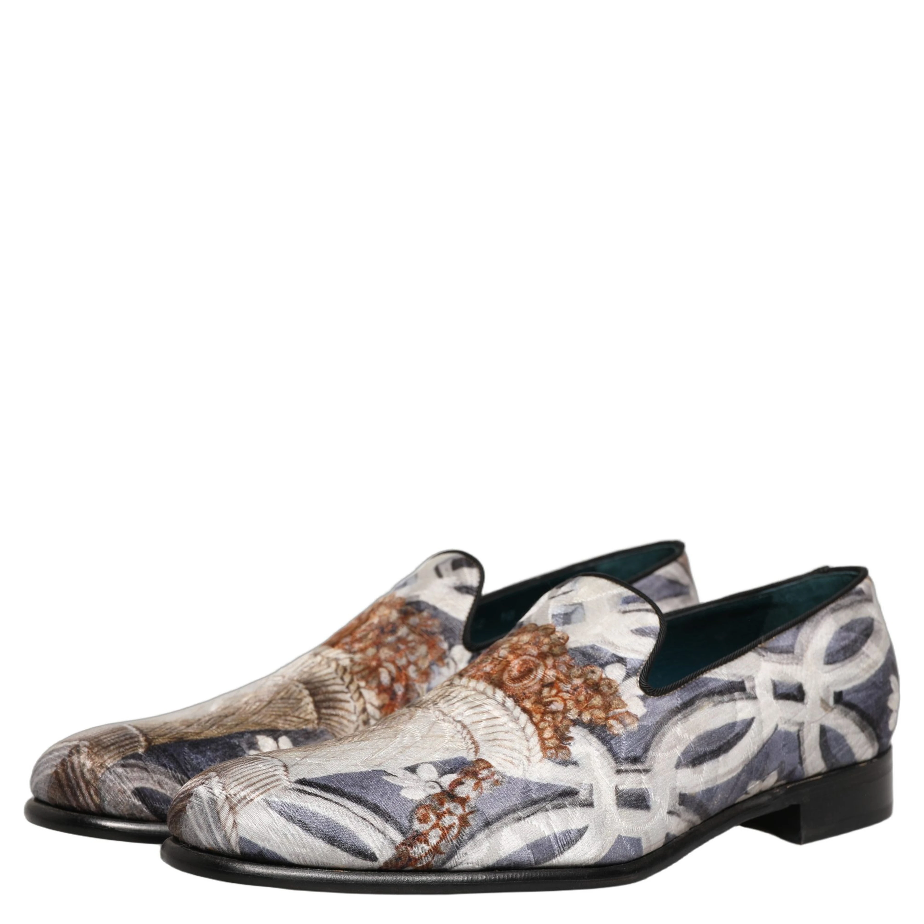 Multicolor Floral Tapestry Embroidery Loafer Shoes