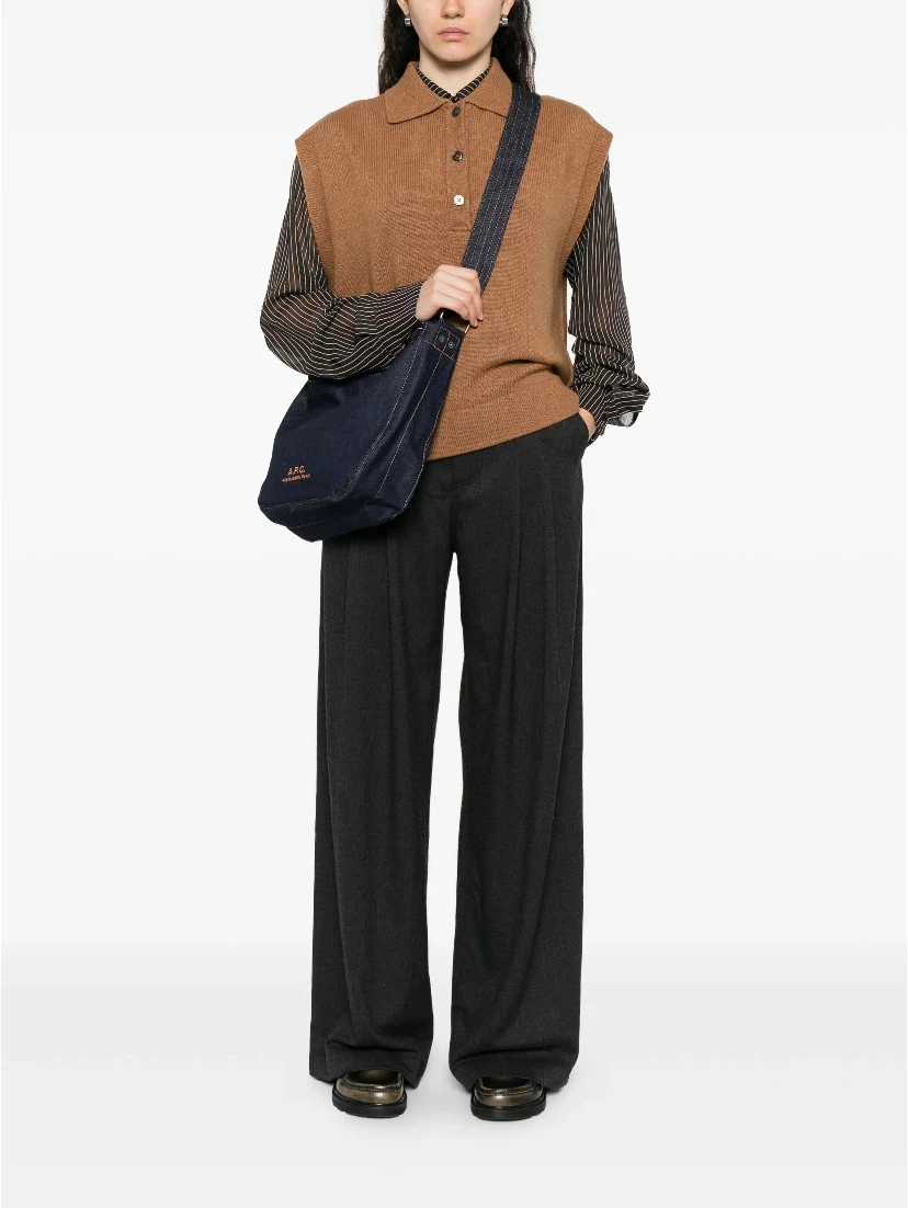 أكياس APC
