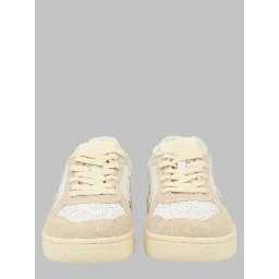 SNEAKER "V-82"