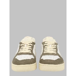 SNEAKER "V-82"