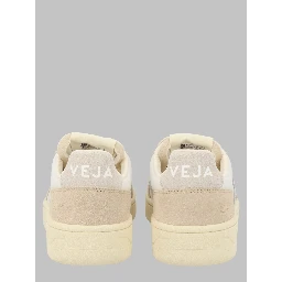 SNEAKER "V-82"