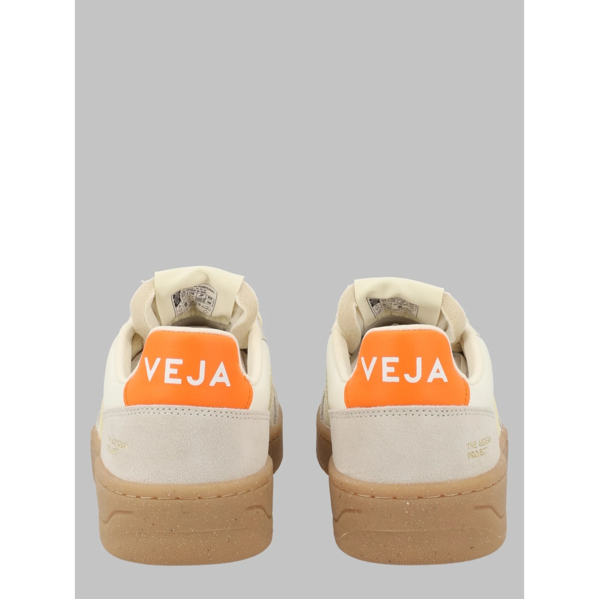 SNEAKER "V-82"