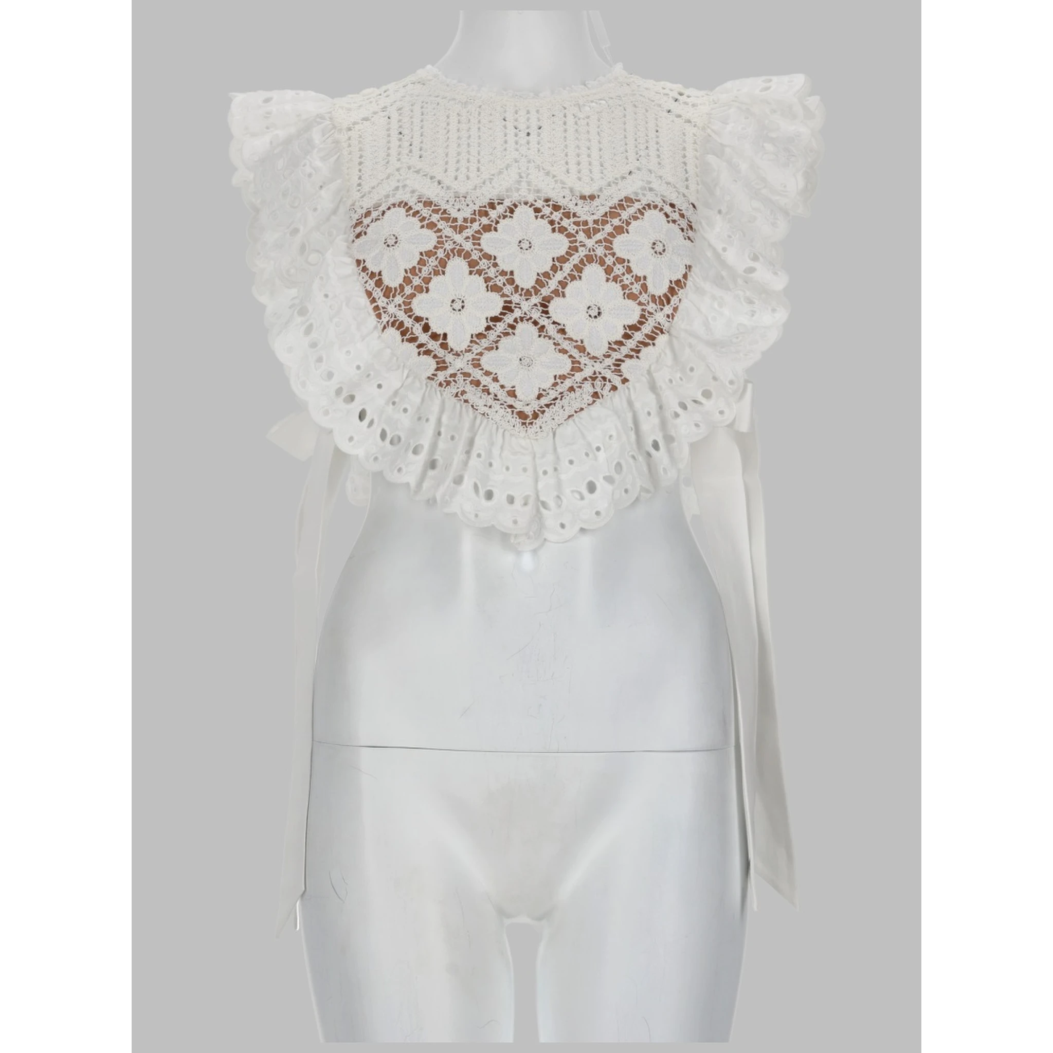 CROPTOP IN CROCHET CON INSERTI IN PIZZO