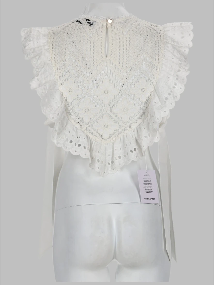 CROPTOP IN CROCHET CON INSERTI IN PIZZO