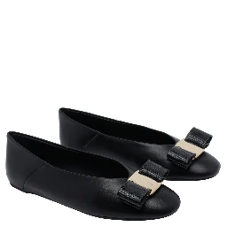 Ferragamo Flat shoes Black