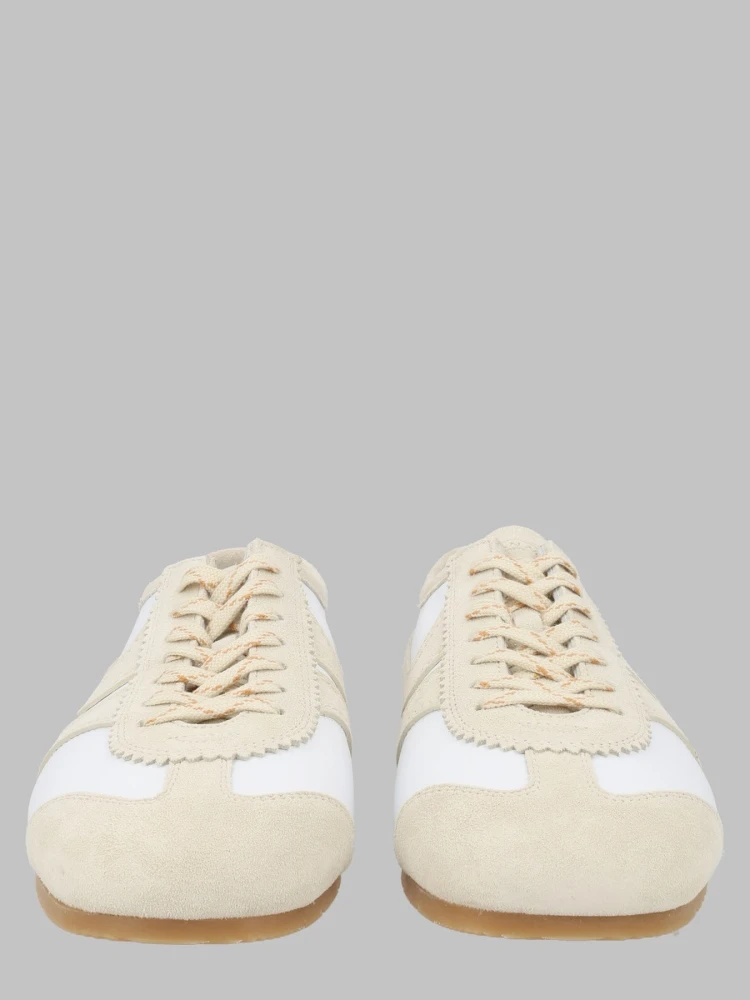 SNEAKER IN PELLE CON DETTAGLI IN SUEDE