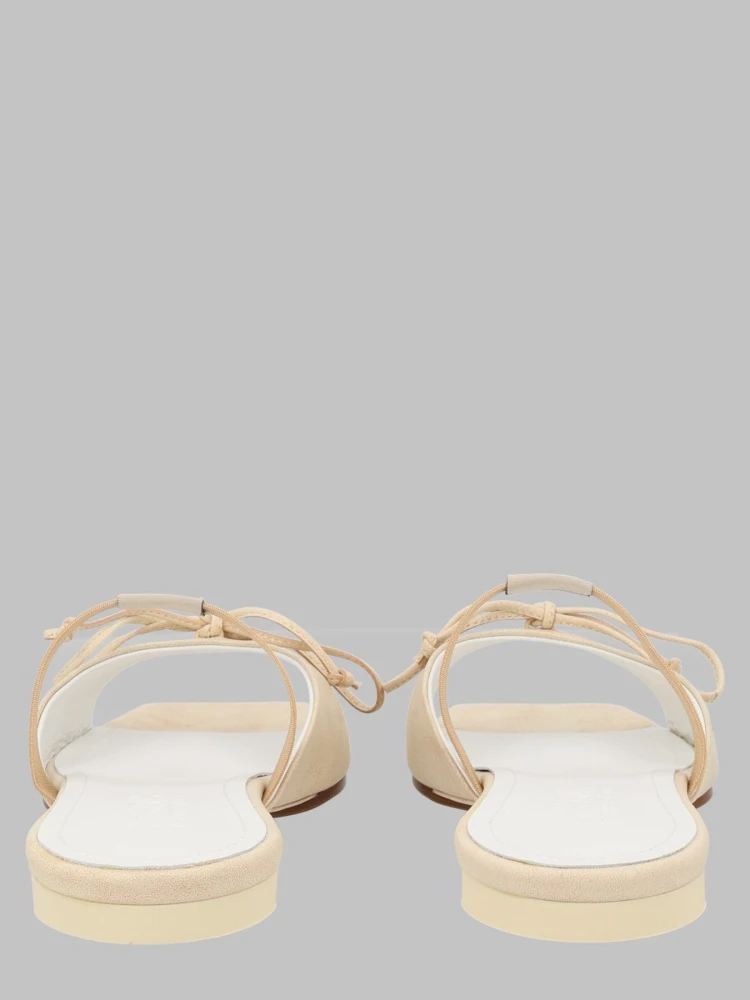 SANDALO SLINGBACK CON DETTAGLIO A FIOCCO alternative